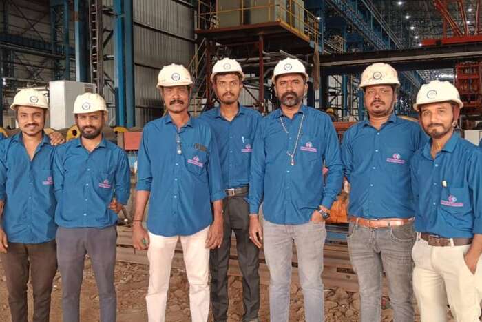 Supervisory team on site
